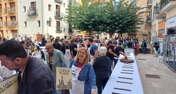 La falla Plaza del Pilar celebró su Mig Any La falla Plaza del Pilar celebró su Mig Any