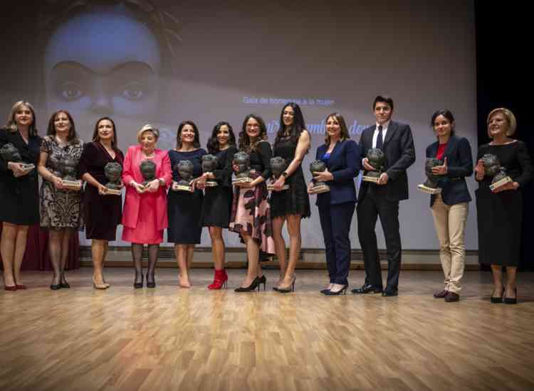 Gala de la mujer   Almirante Cadarso  26 