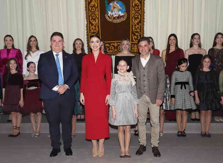 gala indumentaria 26  
