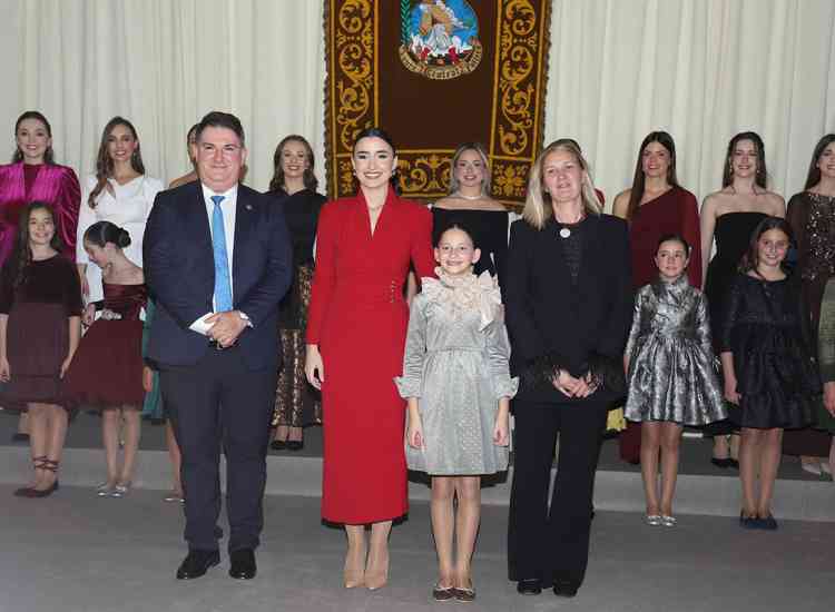 gala indumentaria 26  