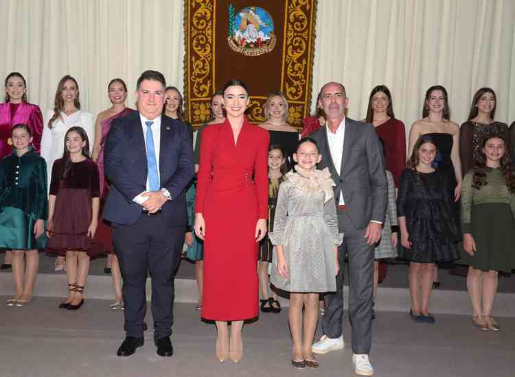 gala indumentaria 26  