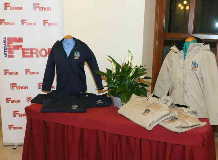 gala indumentaria 26  