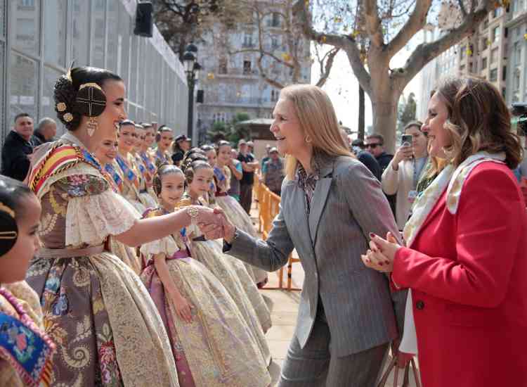 0311 alcaldessa  infanta elena 