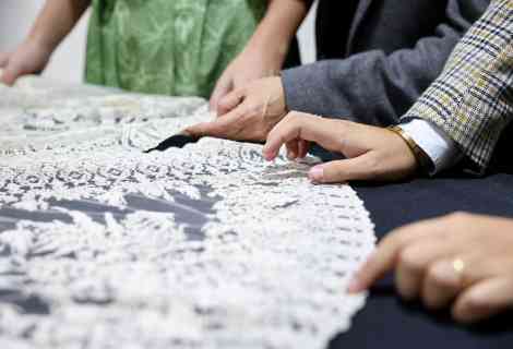 Mantillas de Alan Indumentaria para Marta y Carmen