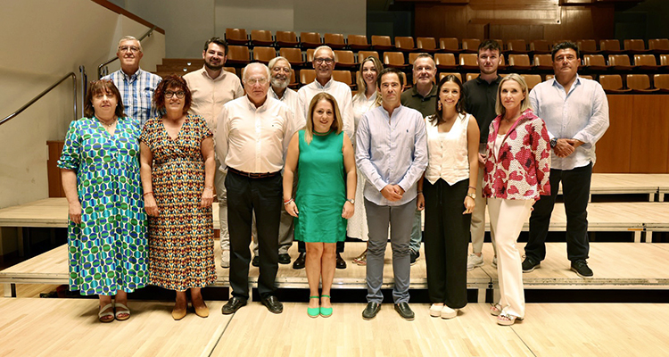 Jurados de las Falleras Mayores de Valencia 2025